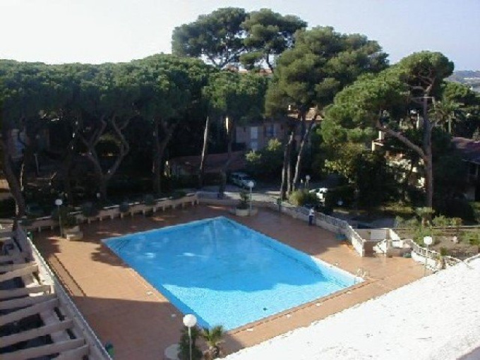 Location de vacances Studio Hyeres plage (83400)